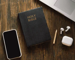 Applications to Read the Bible